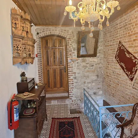 Tetka * Ayvalı